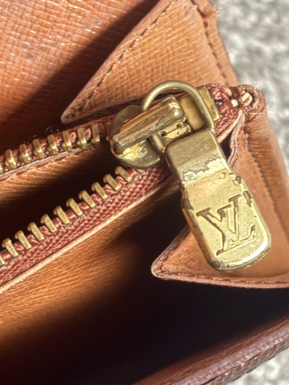 Auth Louis Vuitton Monogram Sarah wallet - Picture 12 of 14